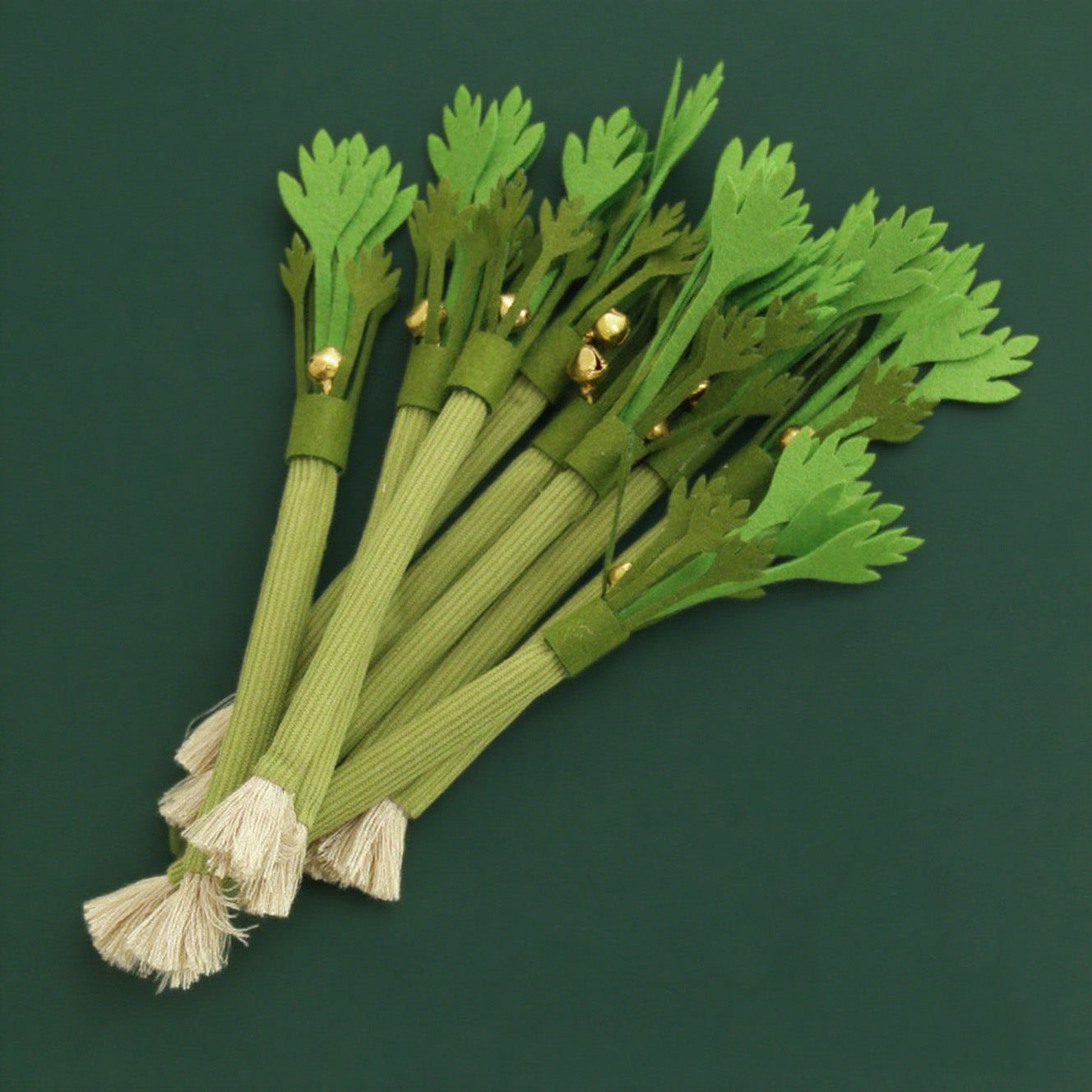 Celery Cat Toy with Bell & Silvervine