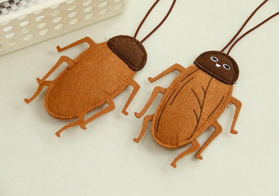 Realistic Cockroach Catnip Toy